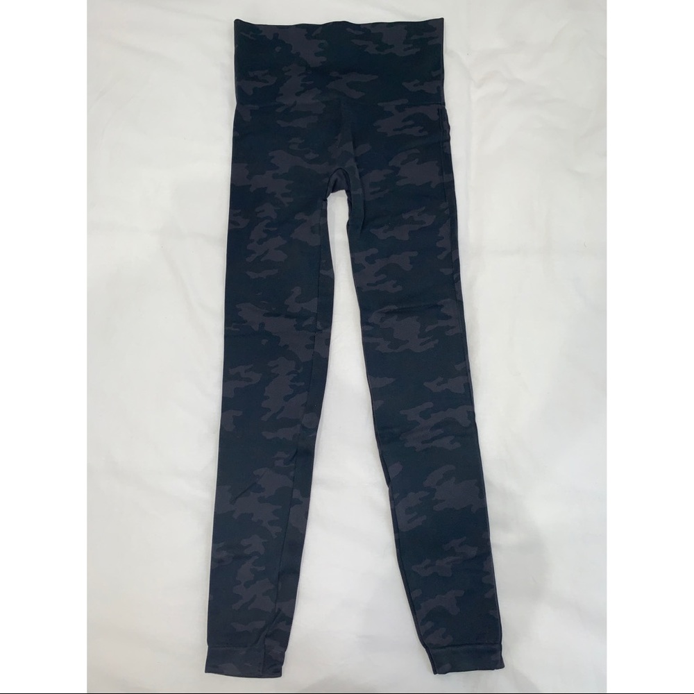 SPANX - Look At Me Now Leggings